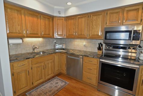 6 Rosewood Circle Monroe CT 06468