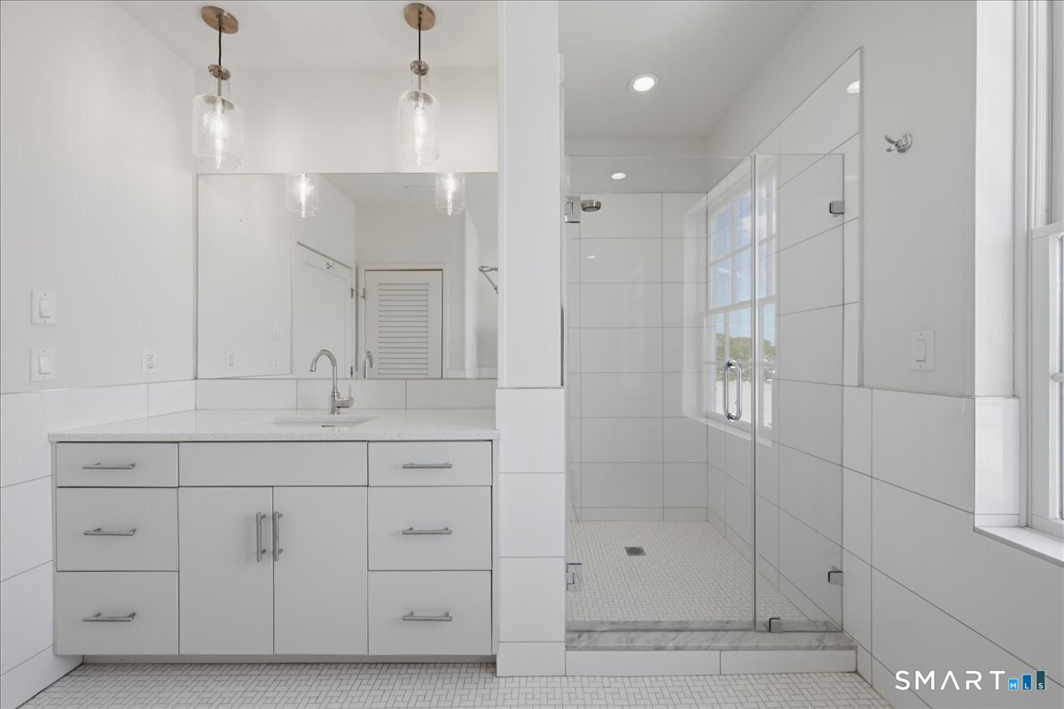 60 Willow Street Stonington CT 06355