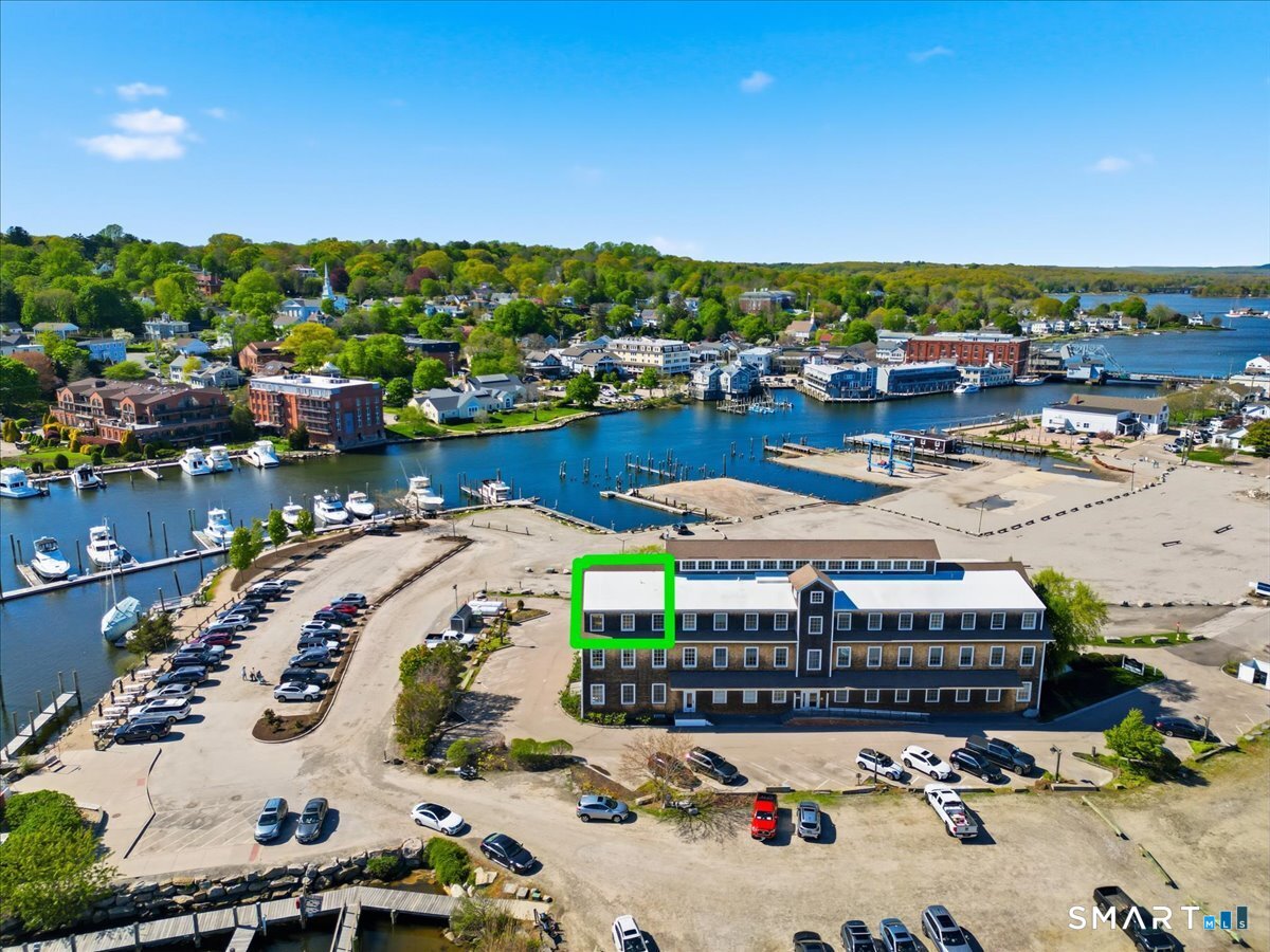 60 Willow Street Stonington CT 06355