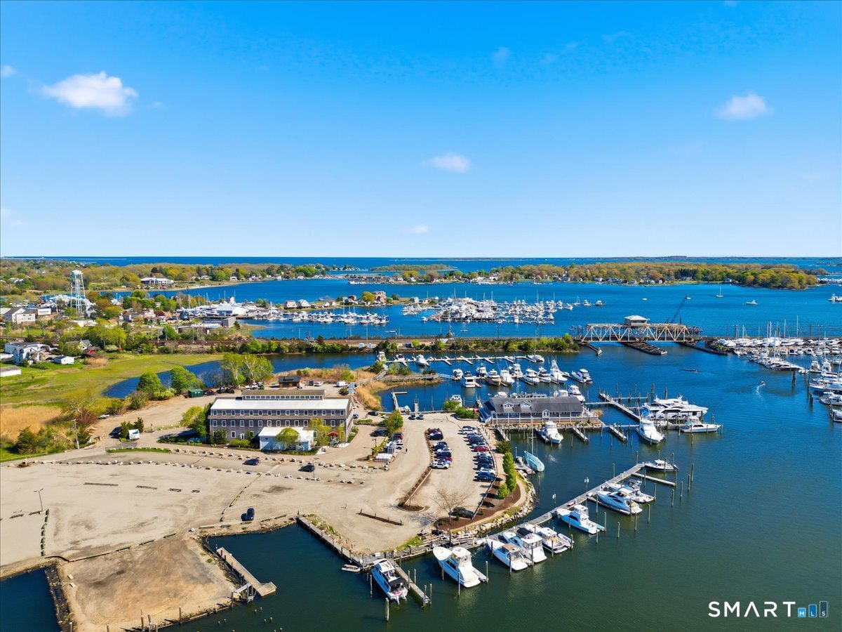 60 Willow Street Stonington CT 06355