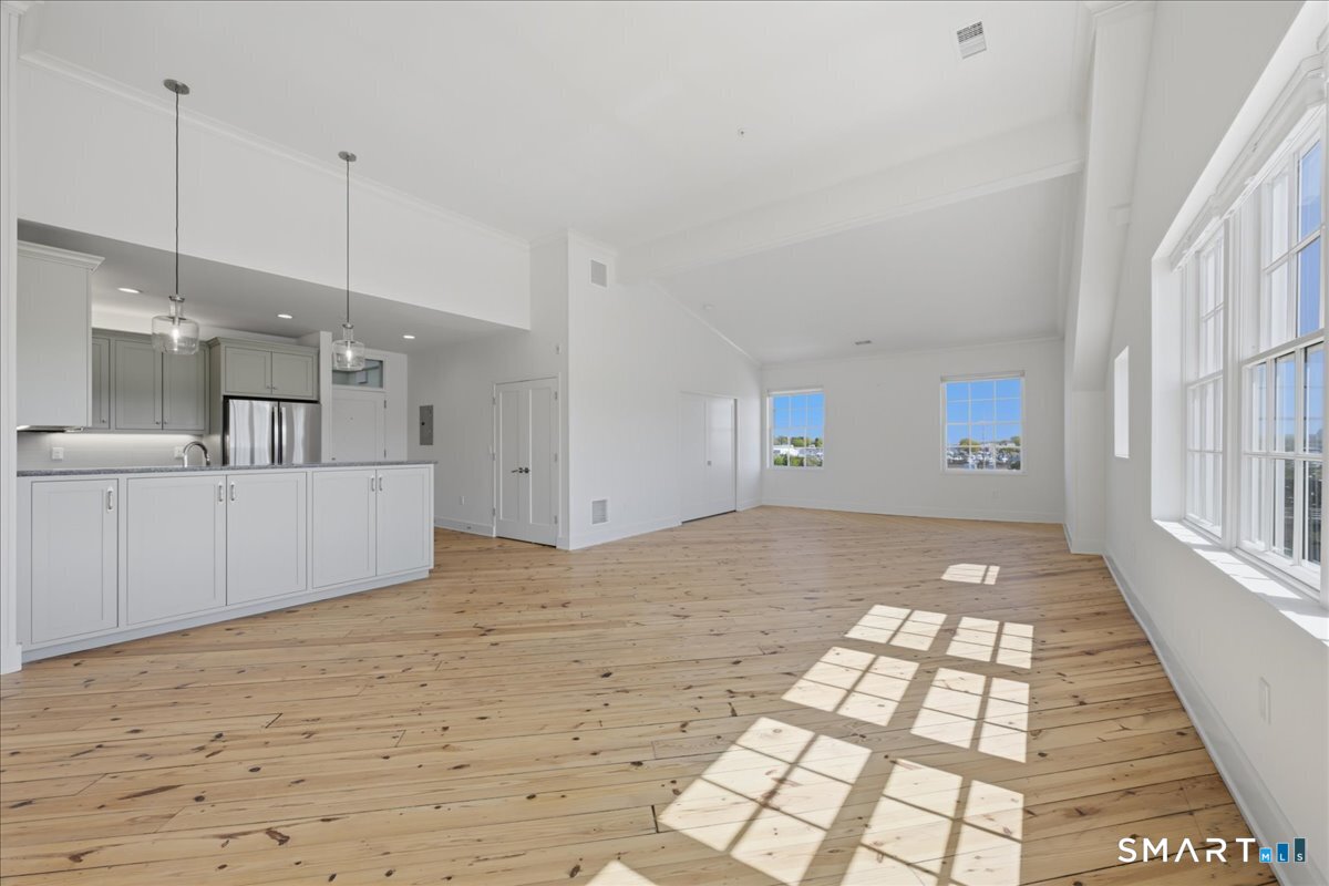 60 Willow Street Stonington CT 06355