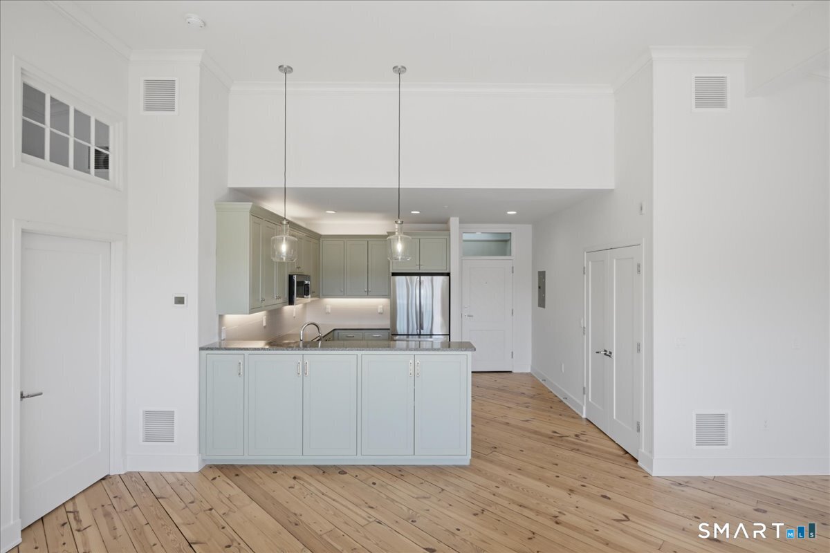 60 Willow Street Stonington CT 06355