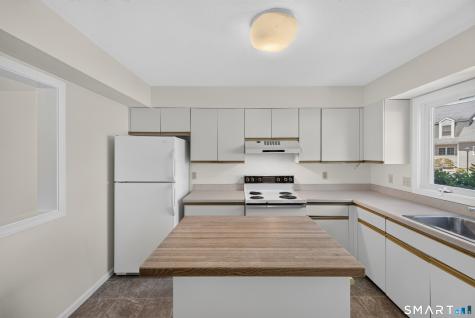 36 West Village Court Branford CT 06405
