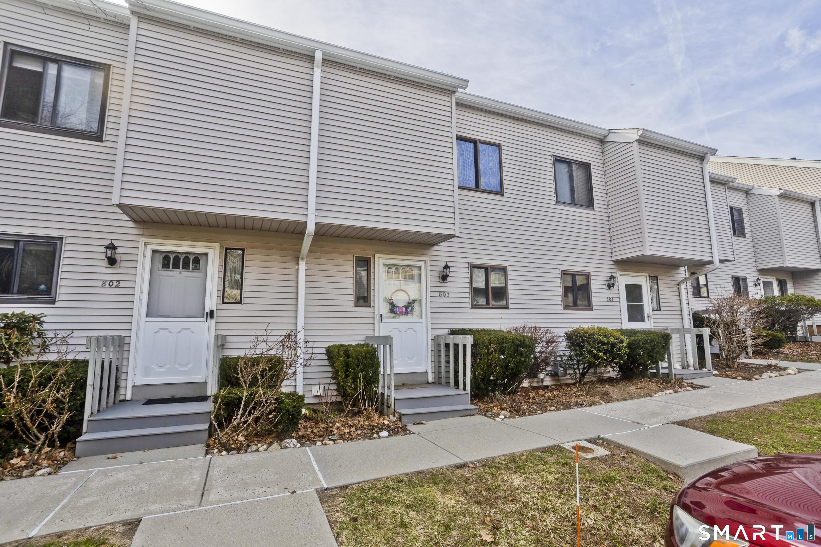 803 Timber Lane Canton CT 06019