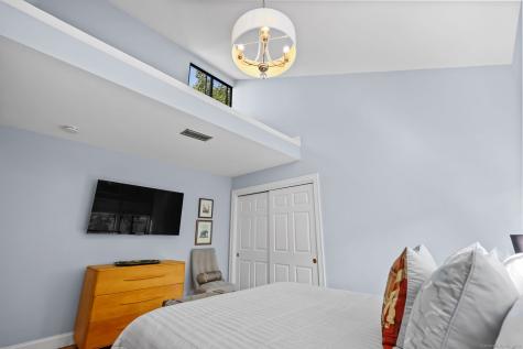 171 Rowayton Woods Drive Norwalk CT 06854