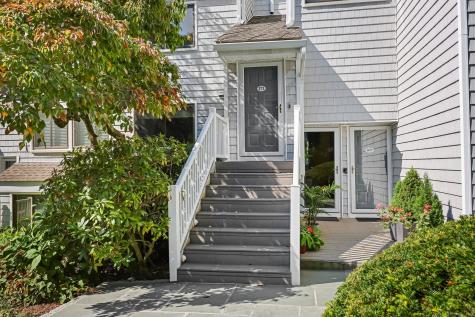 171 Rowayton Woods Drive Norwalk CT 06854