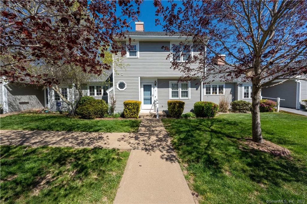 9 Lebanon Square Mansfield CT 06250