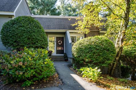 7 Mulberry Lane Avon CT 06001