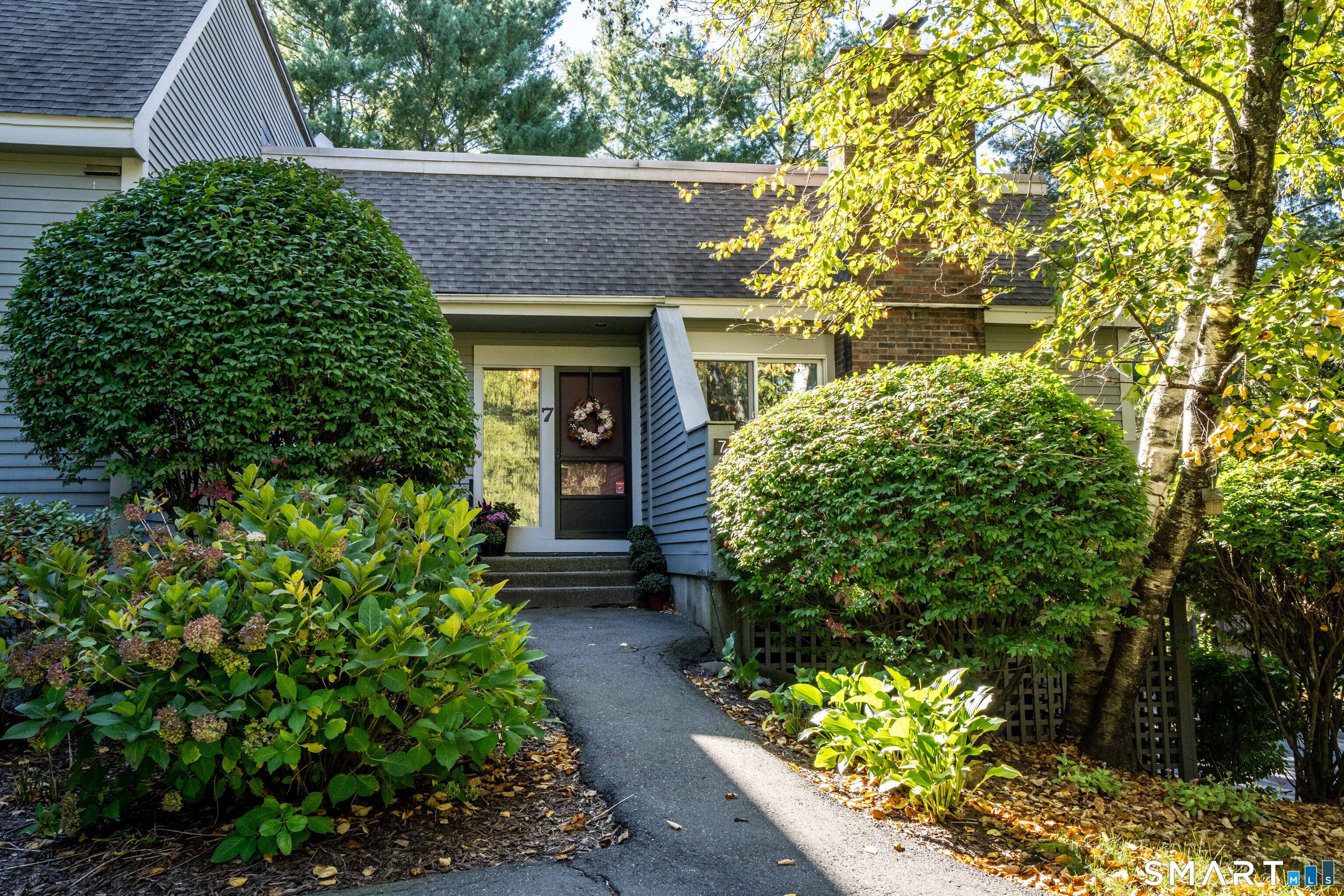 7 Mulberry Lane Avon CT 06001