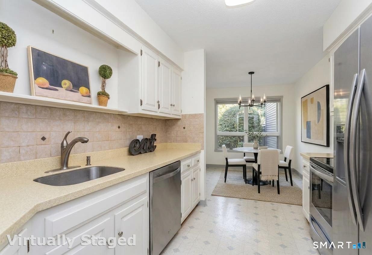 7 Mulberry Lane Avon CT 06001