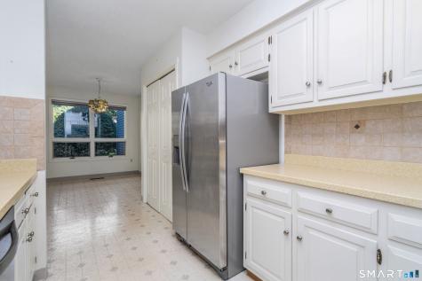 7 Mulberry Lane Avon CT 06001
