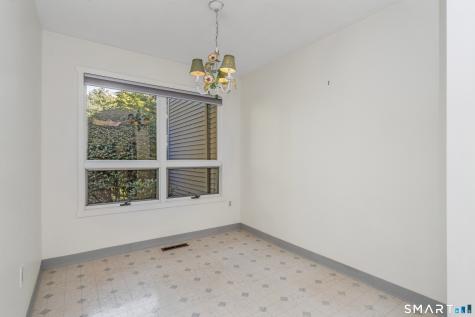 7 Mulberry Lane Avon CT 06001