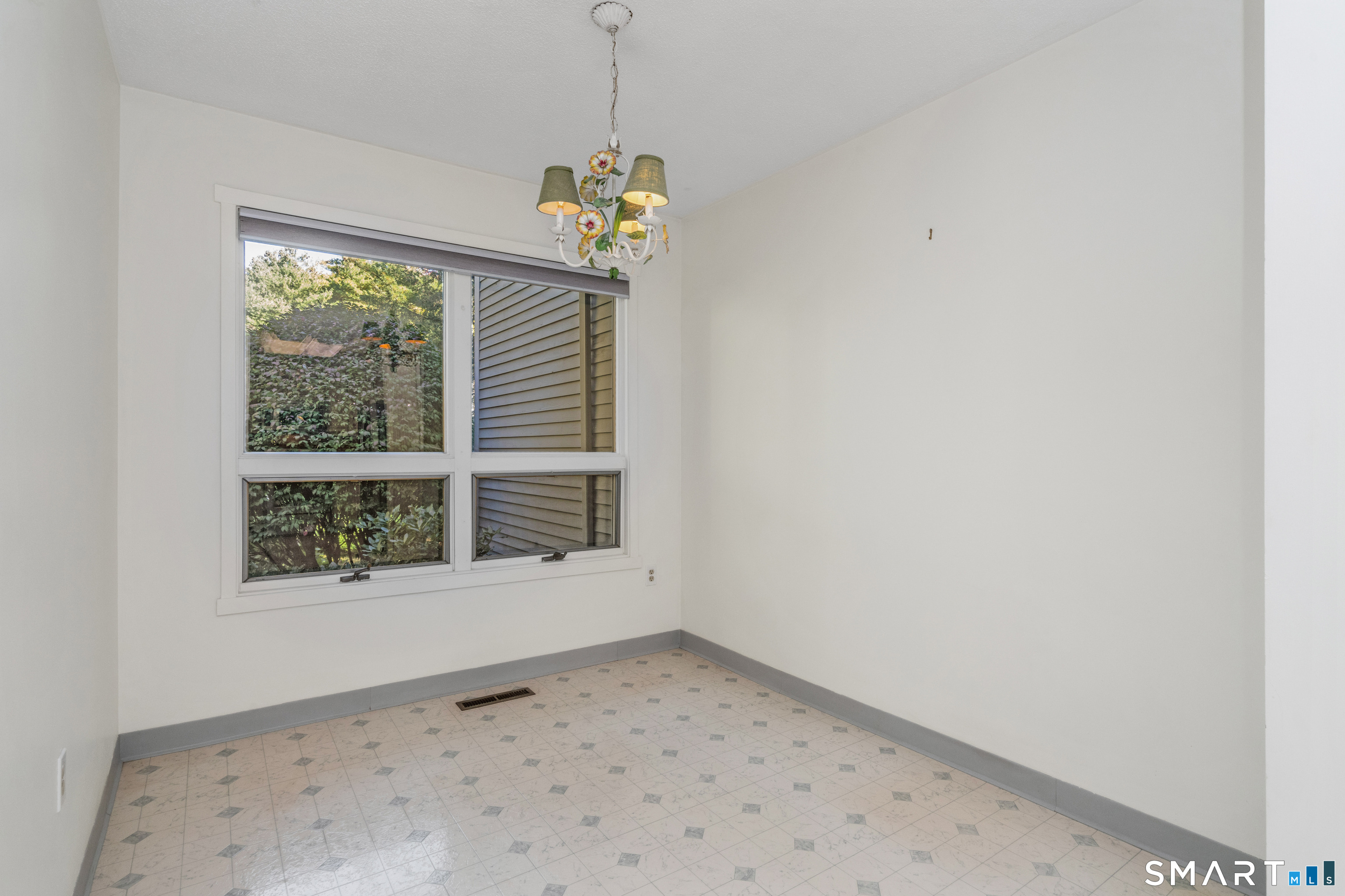 7 Mulberry Lane Avon CT 06001
