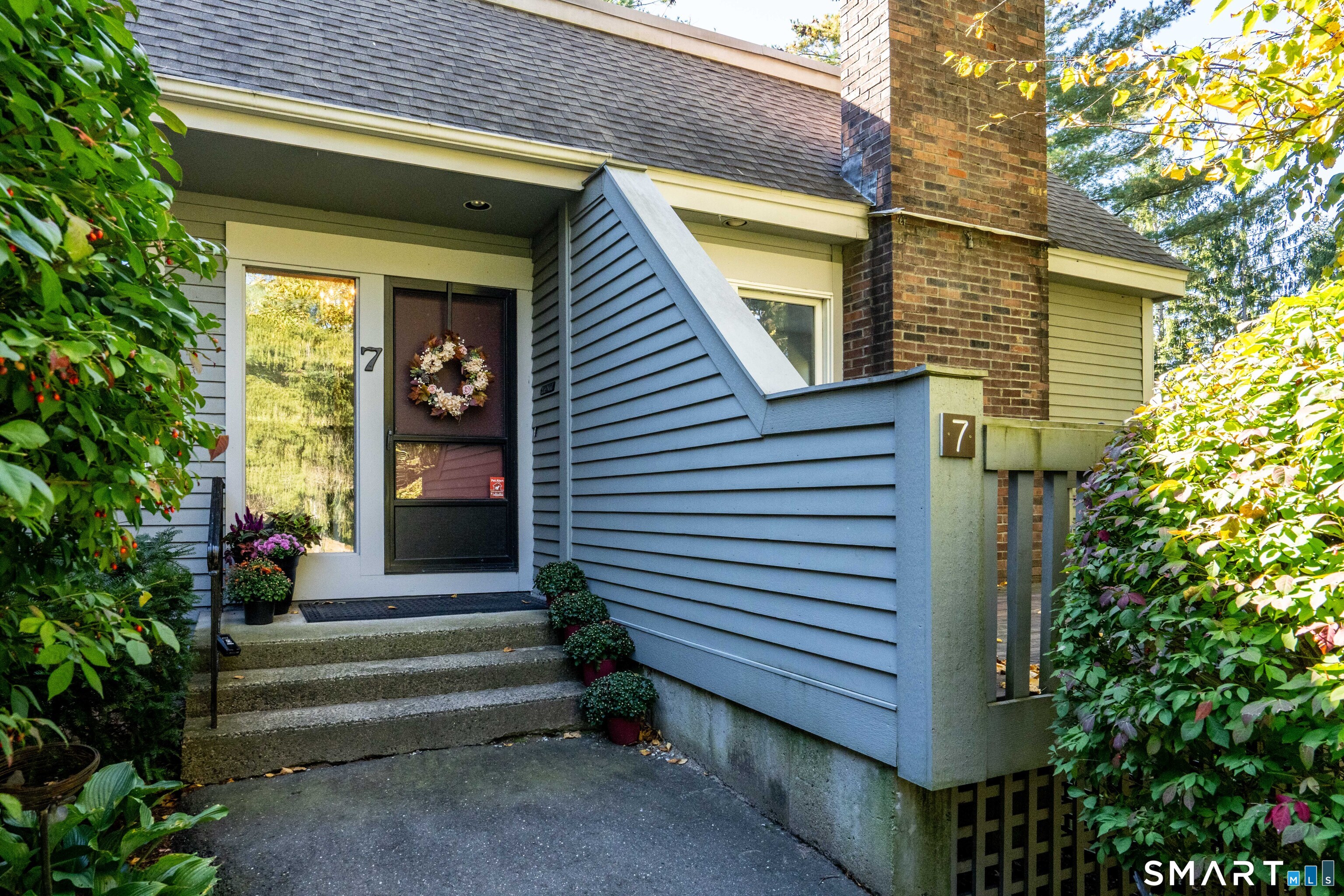 7 Mulberry Lane Avon CT 06001