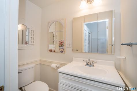 7 Mulberry Lane Avon CT 06001