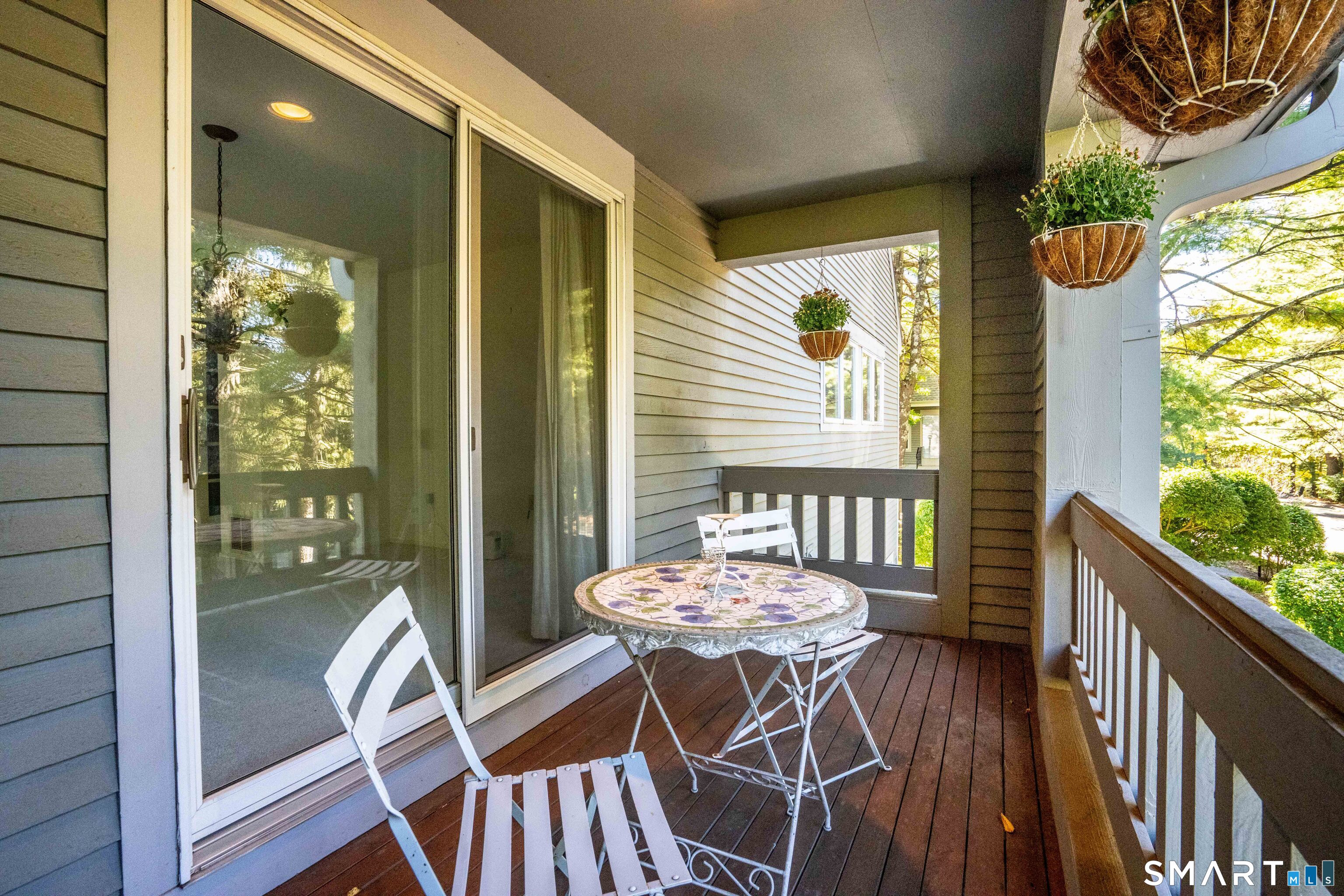 7 Mulberry Lane Avon CT 06001