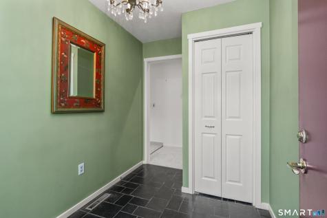 7 Mulberry Lane Avon CT 06001
