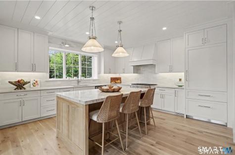 615 South Pine Creek Road Fairfield CT 06824