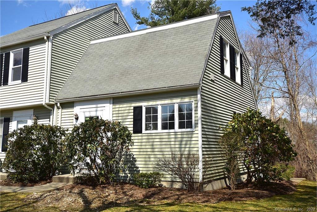 44 Constitution Square Mansfield CT 06250