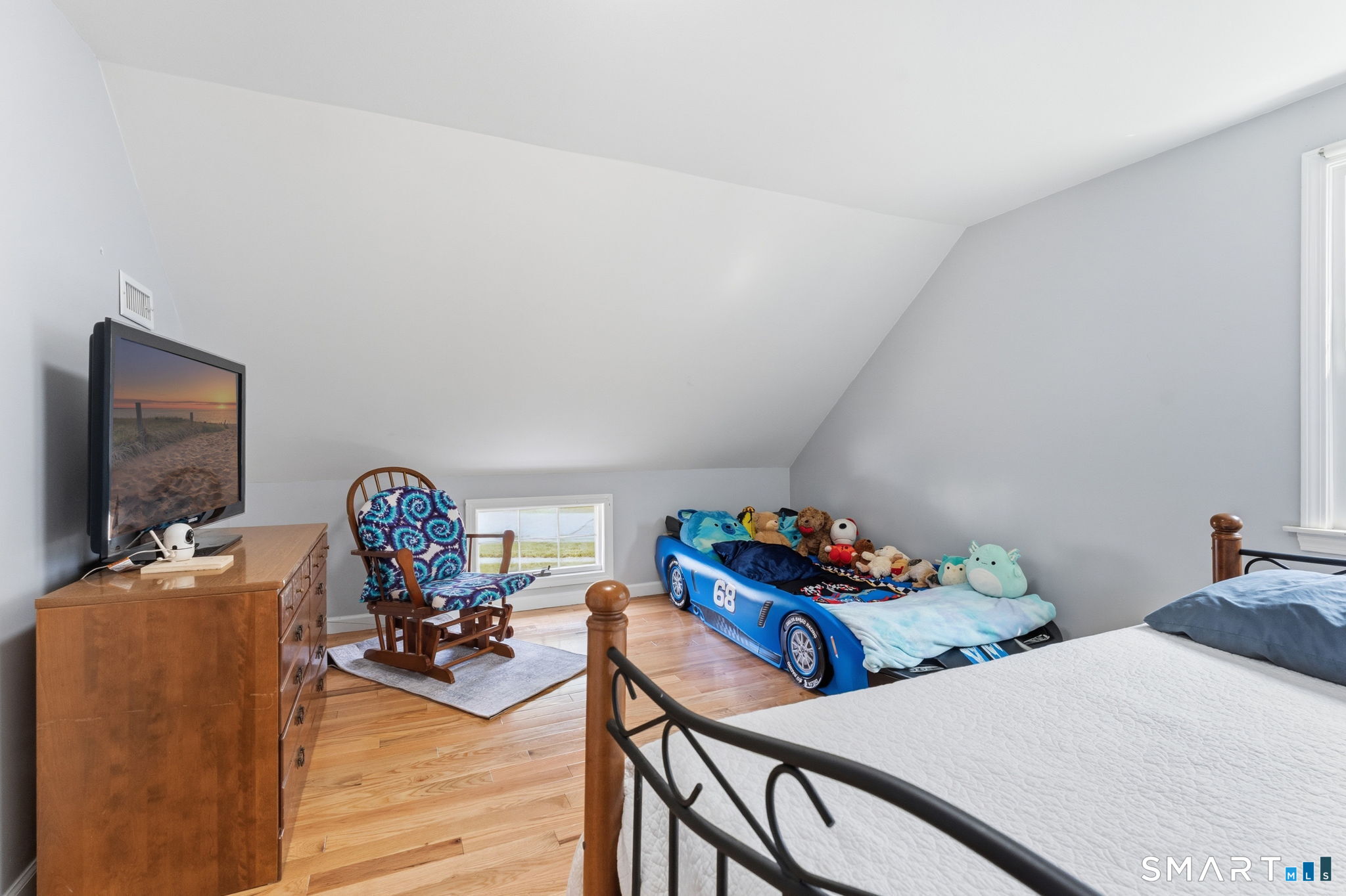 102 Wetherall Street Manchester CT 06040