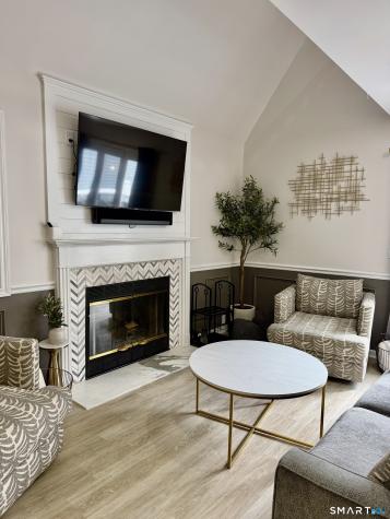 1621 Old Pond Lane Norwich CT 06360