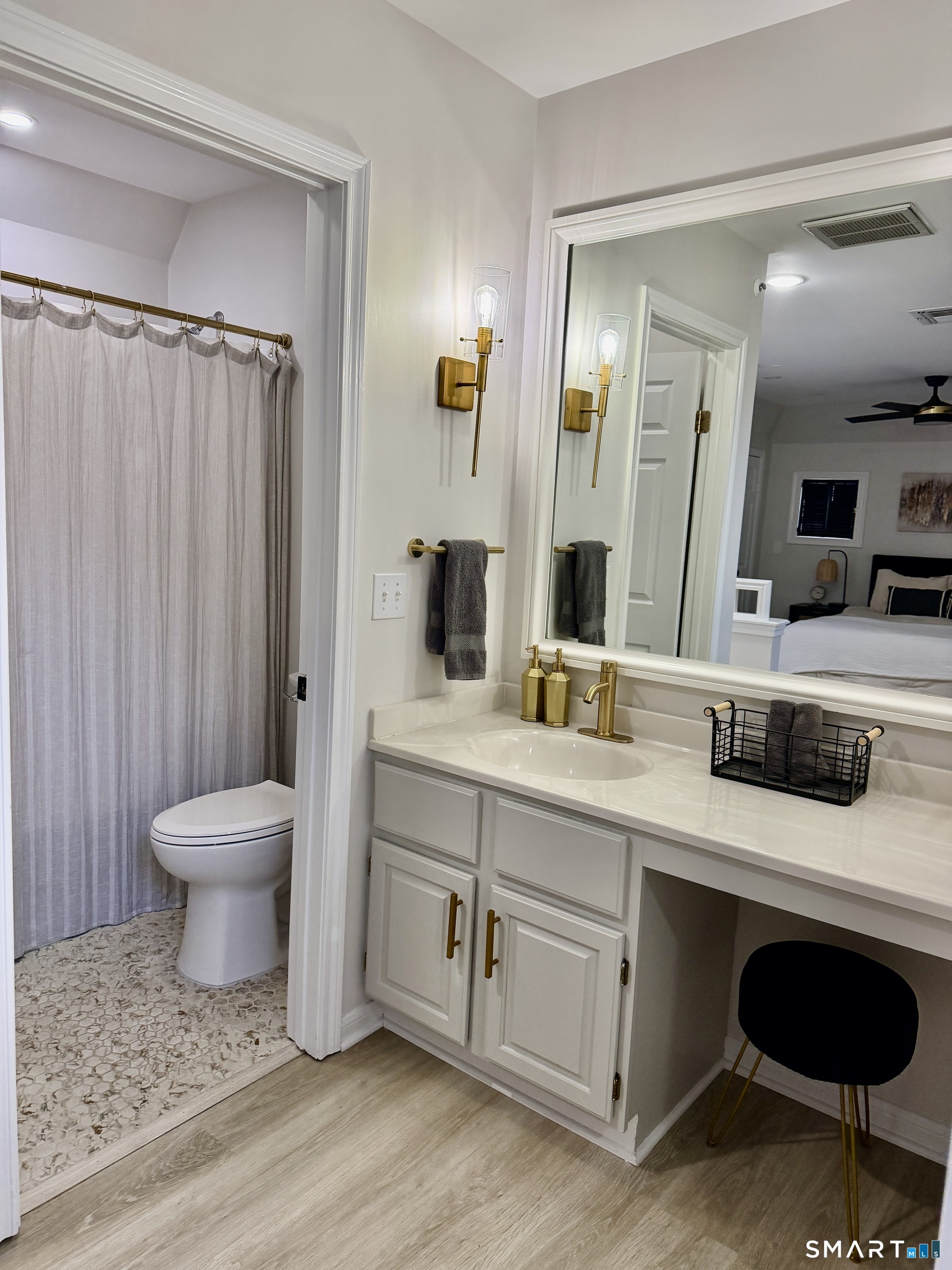 1621 Old Pond Lane Norwich CT 06360