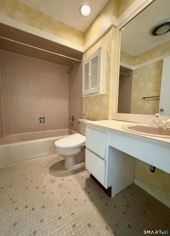 549 Heritage Village Southbury CT 06488