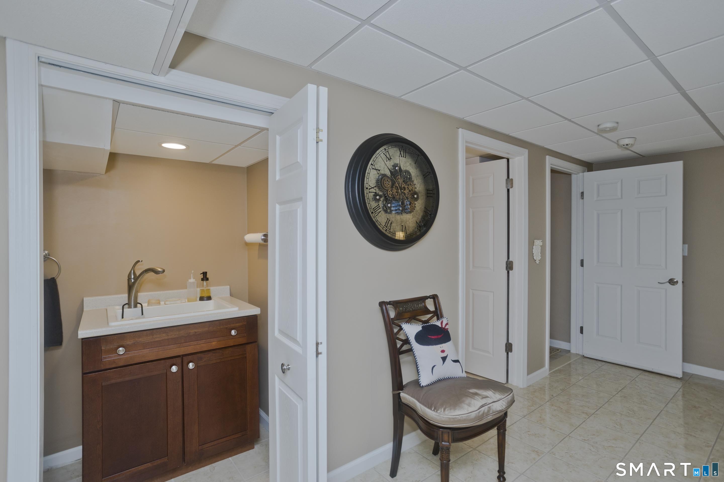 26 Ross Way Windsor Locks CT 06096