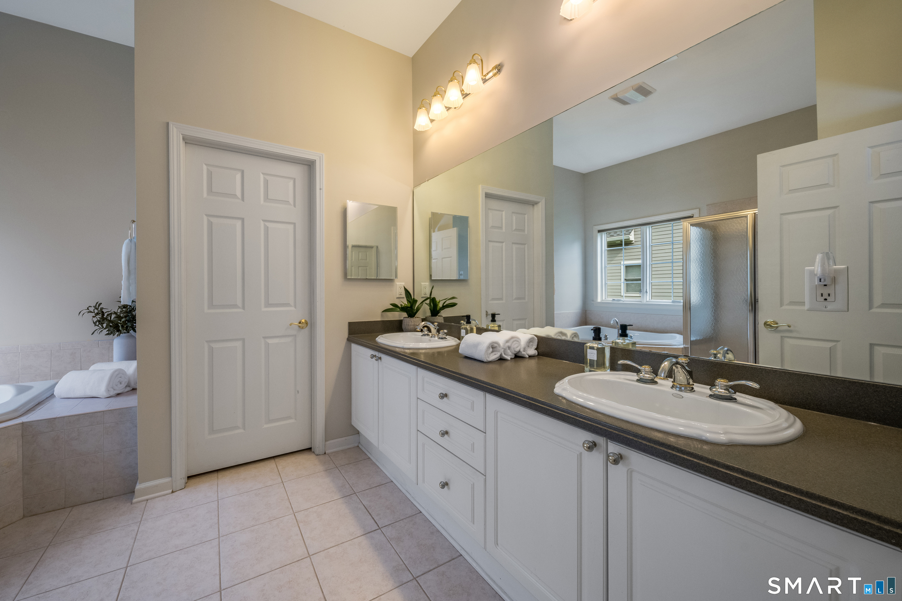 45 Worthington Drive Farmington CT 06032