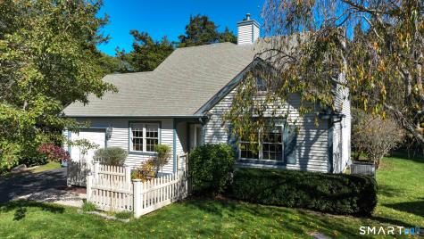 2 Meetinghouse Lane East Lyme CT 06357