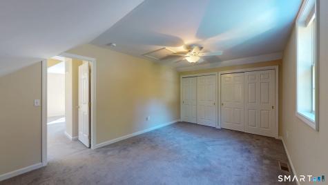 2 Meetinghouse Lane East Lyme CT 06357