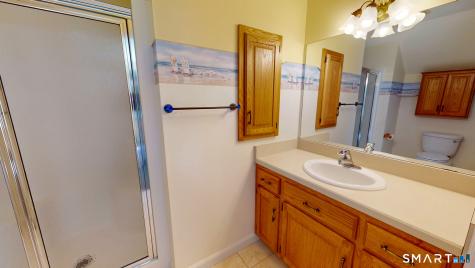 2 Meetinghouse Lane East Lyme CT 06357