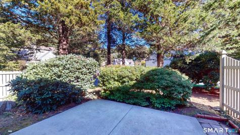 2 Meetinghouse Lane East Lyme CT 06357