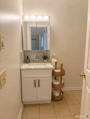 254 Terrace Avenue West Haven CT 06516