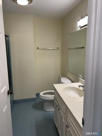 13 Harbour Village Branford CT 06405