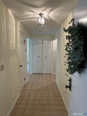 13 Harbour Village Branford CT 06405