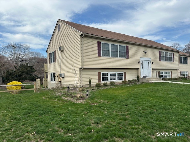 92 Founders Village Clinton CT 06413
