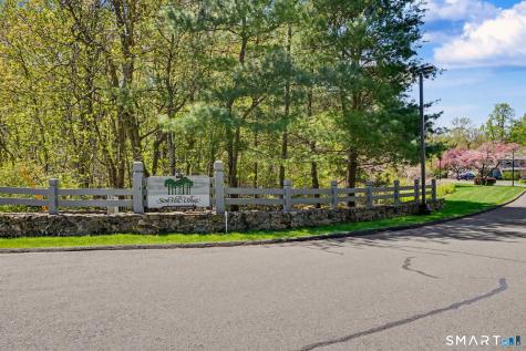 135 Heatherwood Drive Brookfield CT 06804