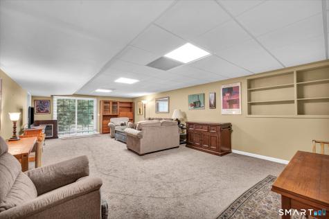 1985 West Street Southington CT 06489