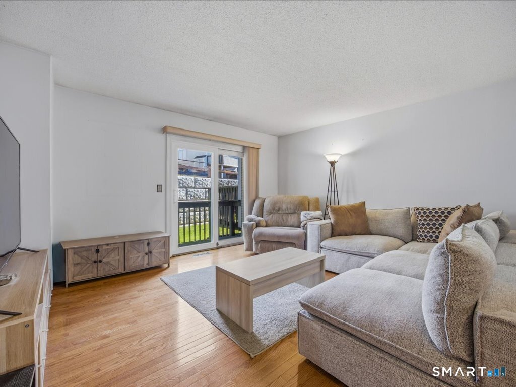 173 Russo Avenue East Haven CT 06513