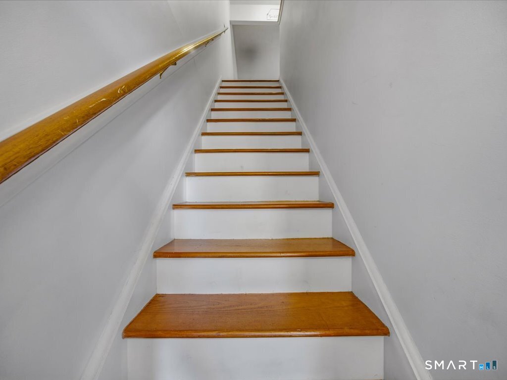 173 Russo Avenue East Haven CT 06513