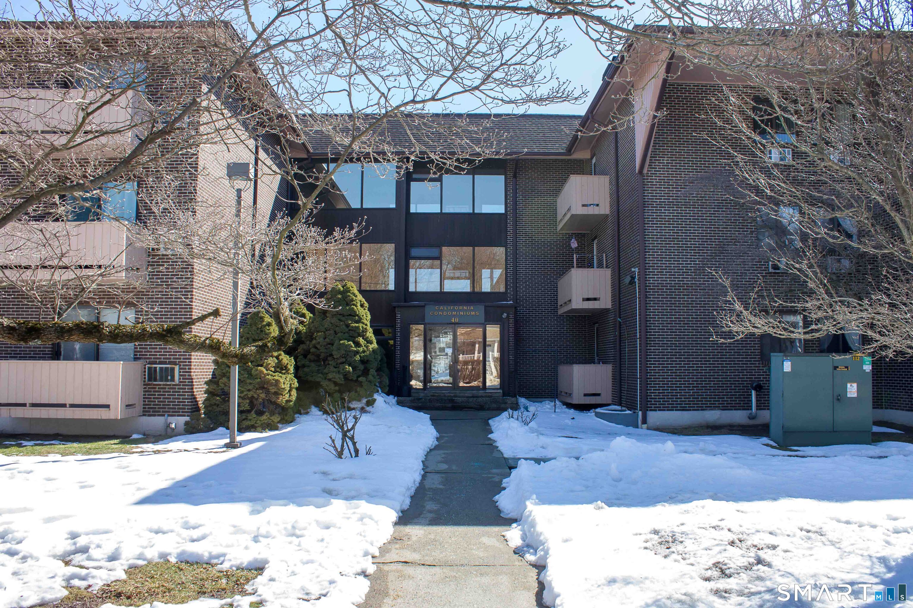 40 California Street Stratford CT 06615