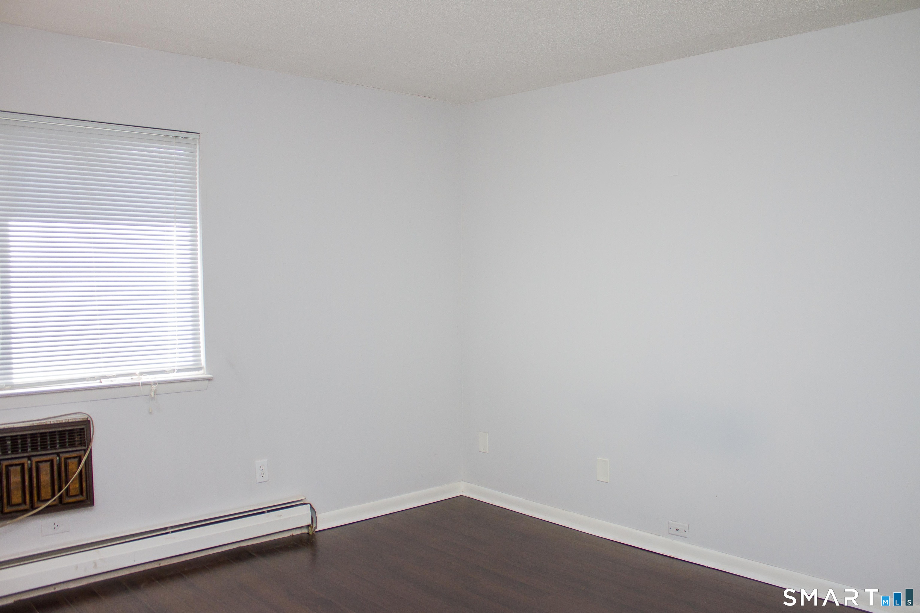 40 California Street Stratford CT 06615