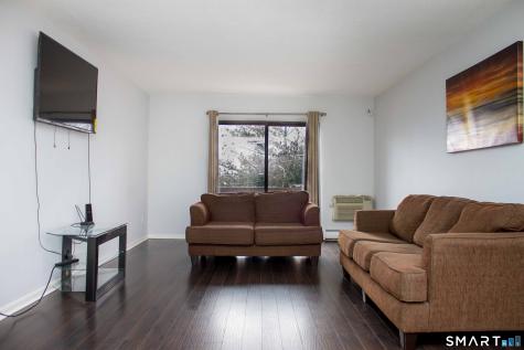 40 California Street Stratford CT 06615
