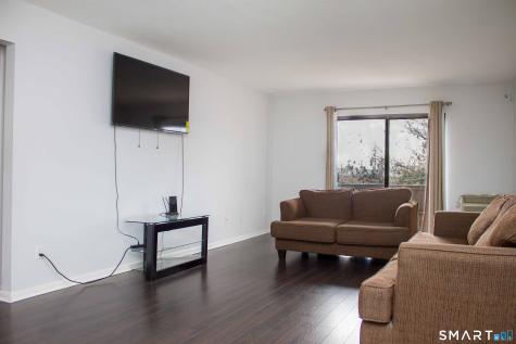 40 California Street Stratford CT 06615