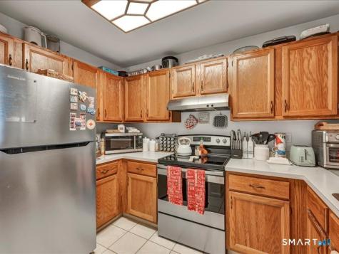 75 Willow Springs New Milford CT 06776