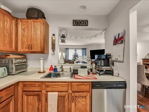 75 Willow Springs New Milford CT 06776