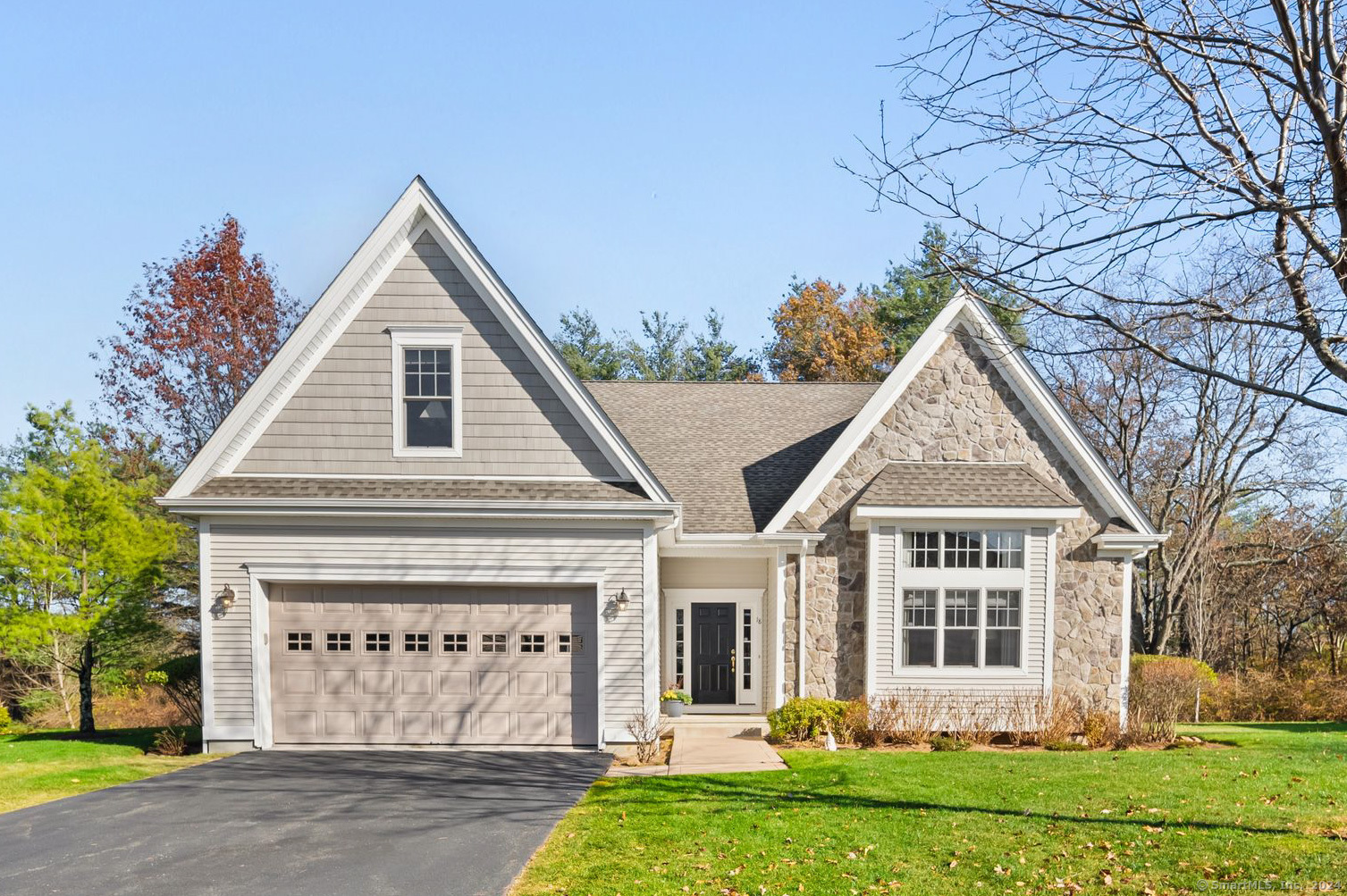 18 Colonial North Drive Bloomfield CT 06002