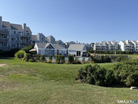 5 Mansfield Grove Road East Haven CT 06512