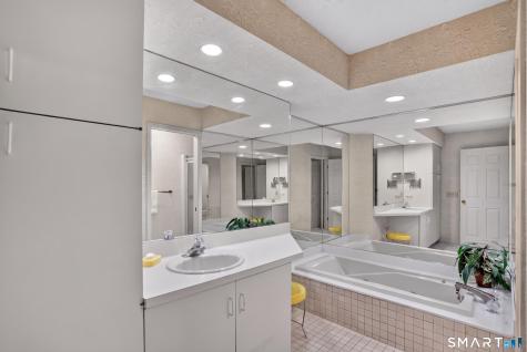 26 Paisley Lane Fairfield CT 06825